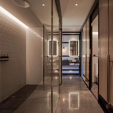 Alila Bangsar Kuala Lumpur Hotel Kültér fotó The changing rooms at the London Aquatics Centre
