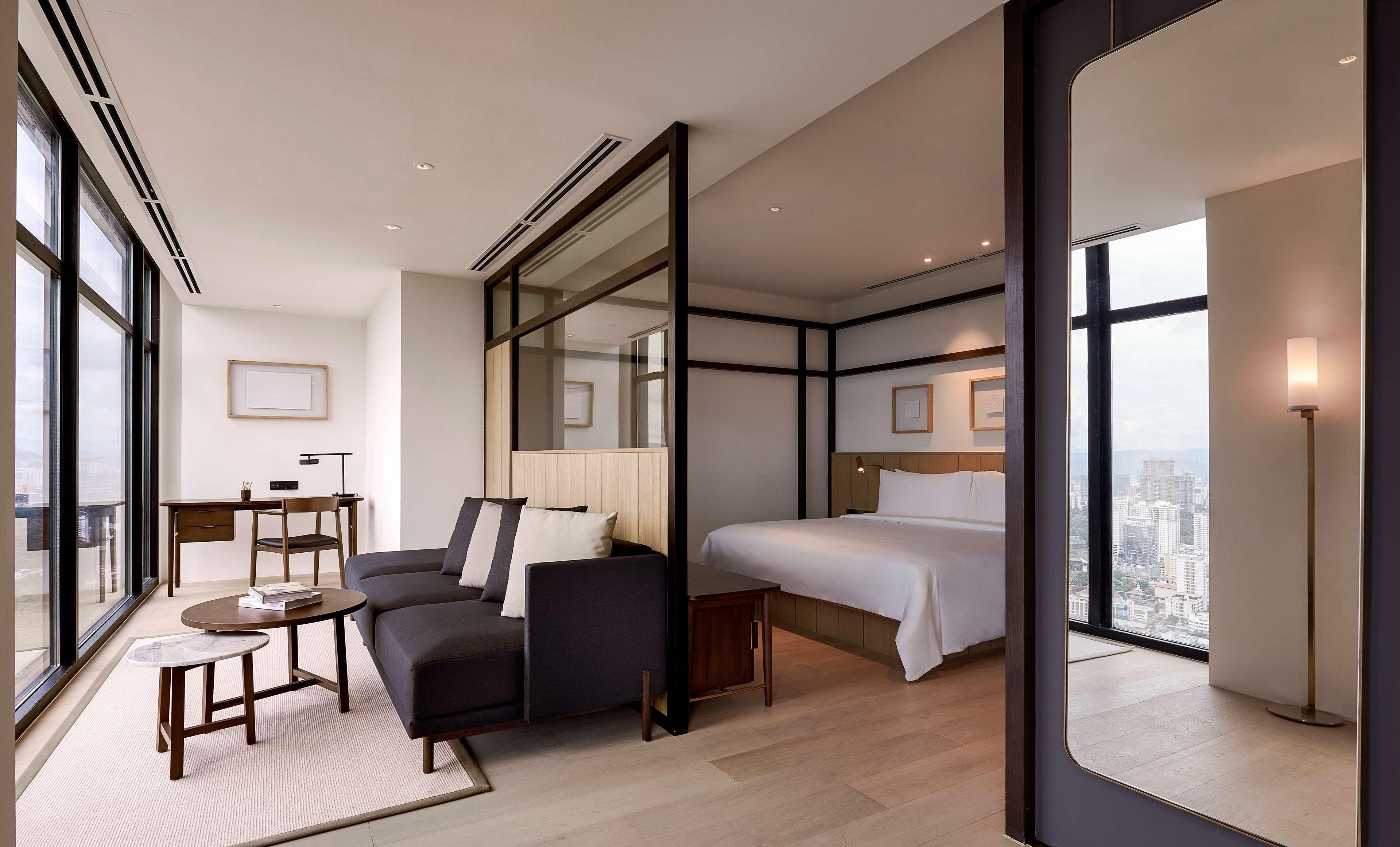 Alila Bangsar Kuala Lumpur Hotel Kültér fotó A suite at the hotel