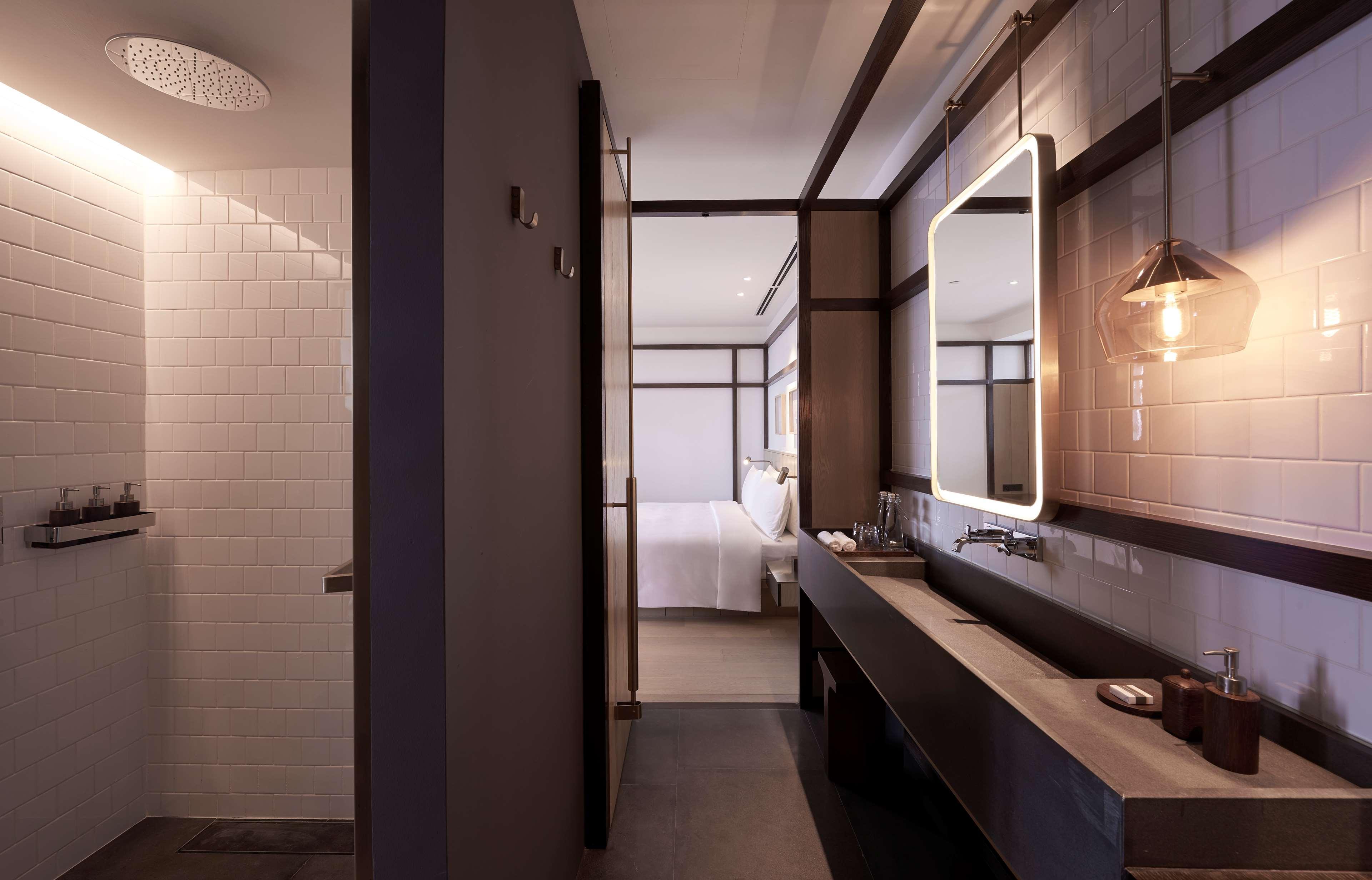 Alila Bangsar Kuala Lumpur Hotel Kültér fotó Bathroom