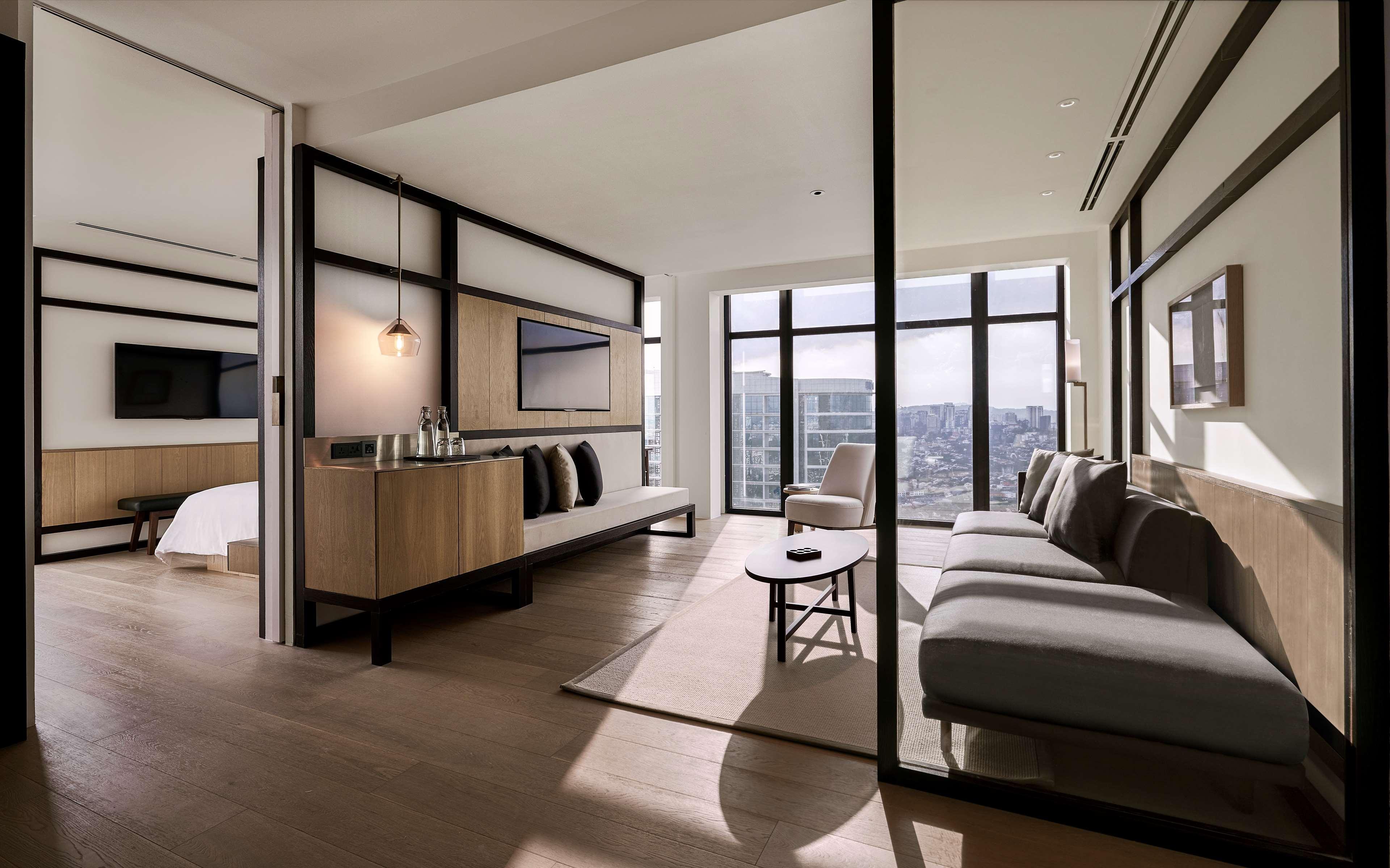 Alila Bangsar Kuala Lumpur Hotel Kültér fotó A suite at the hotel