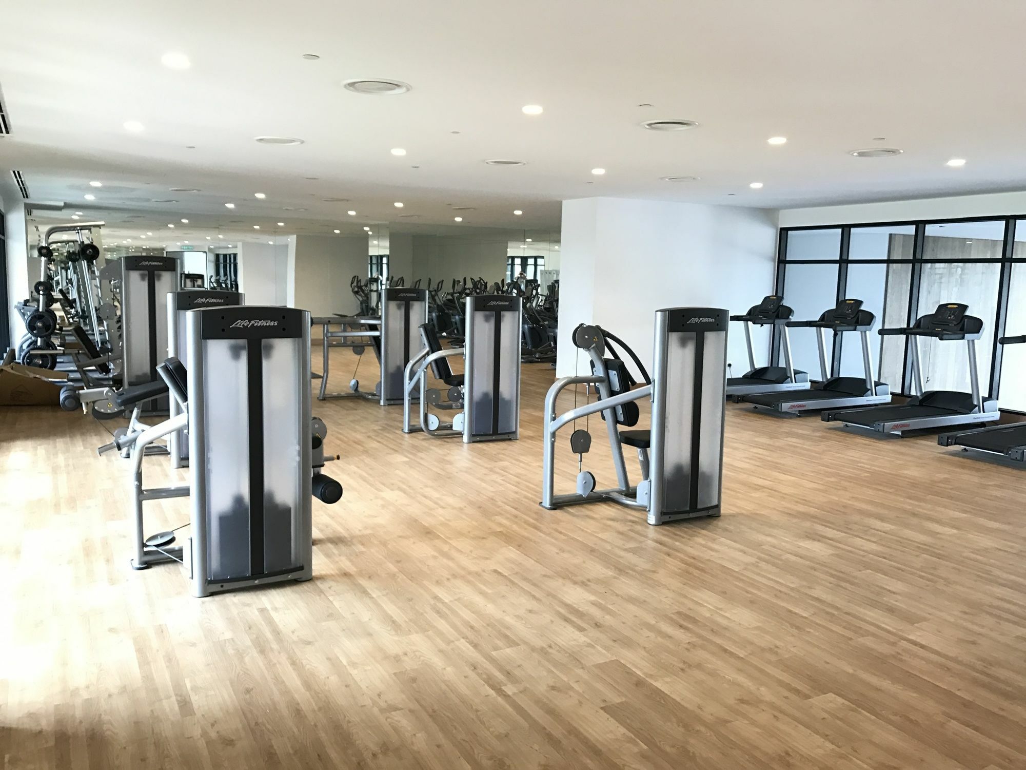 Alila Bangsar Kuala Lumpur Hotel Kültér fotó The gym at the hotel